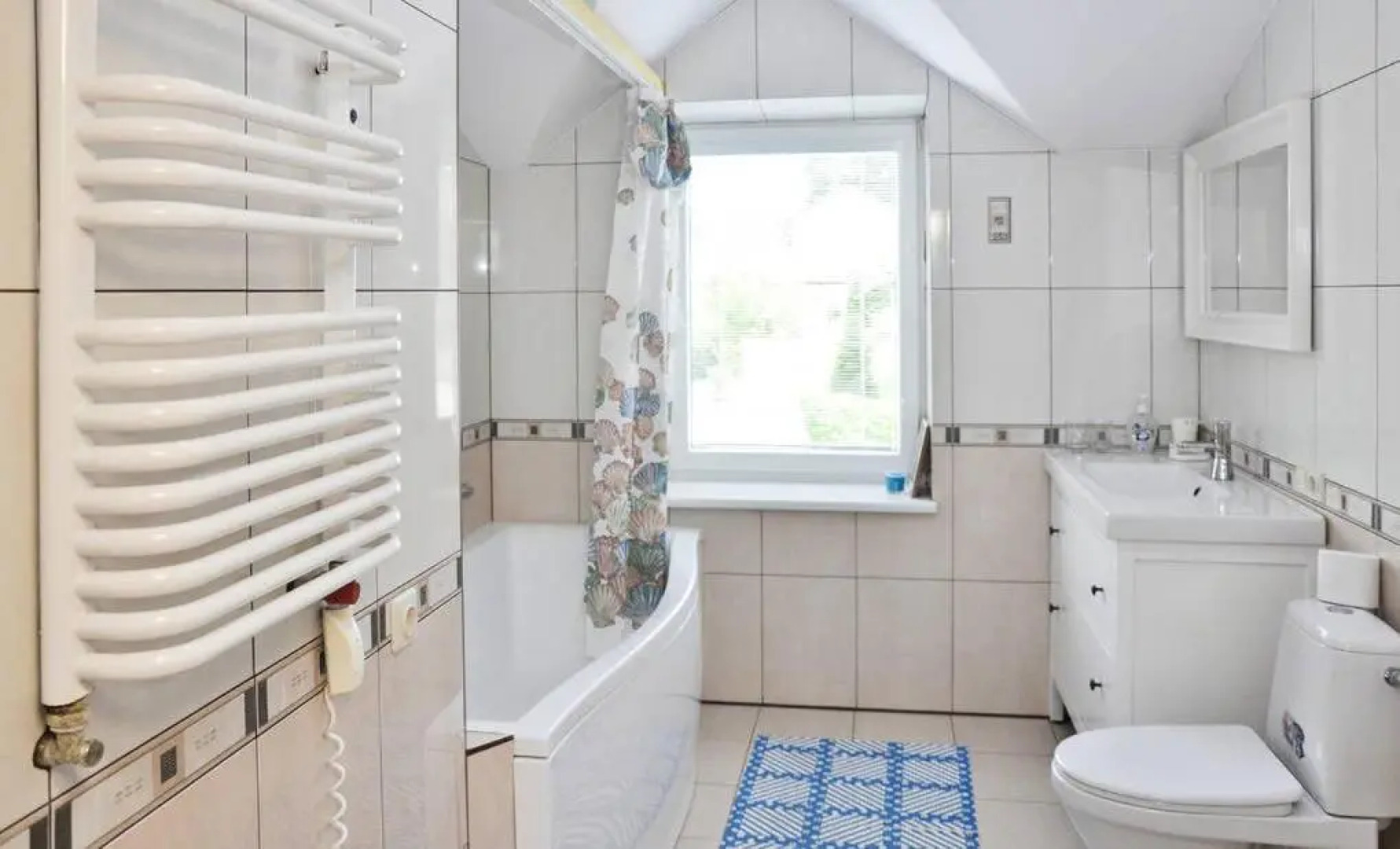 Irena Family House and B&B