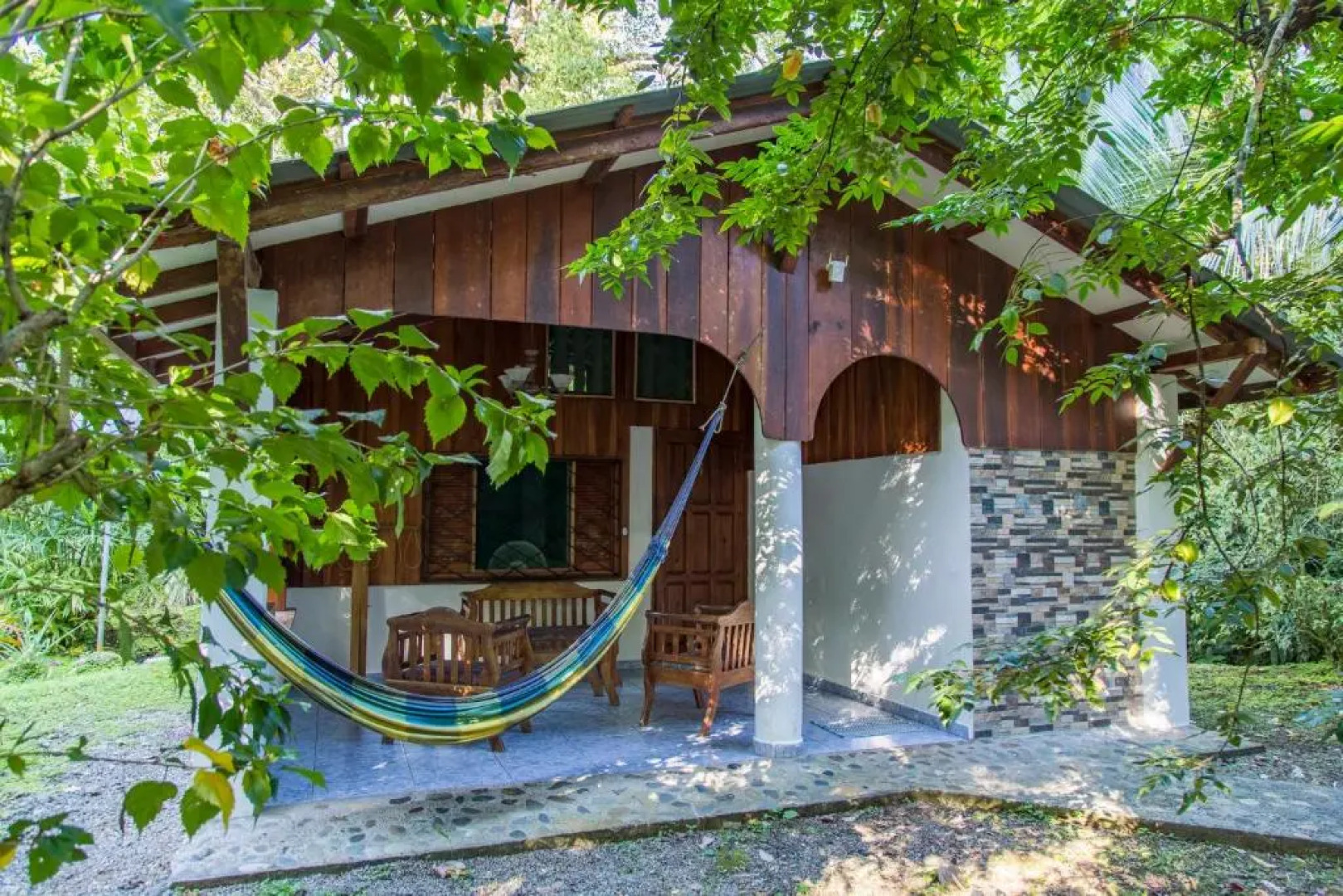 Cabinas Iguana Cahuita