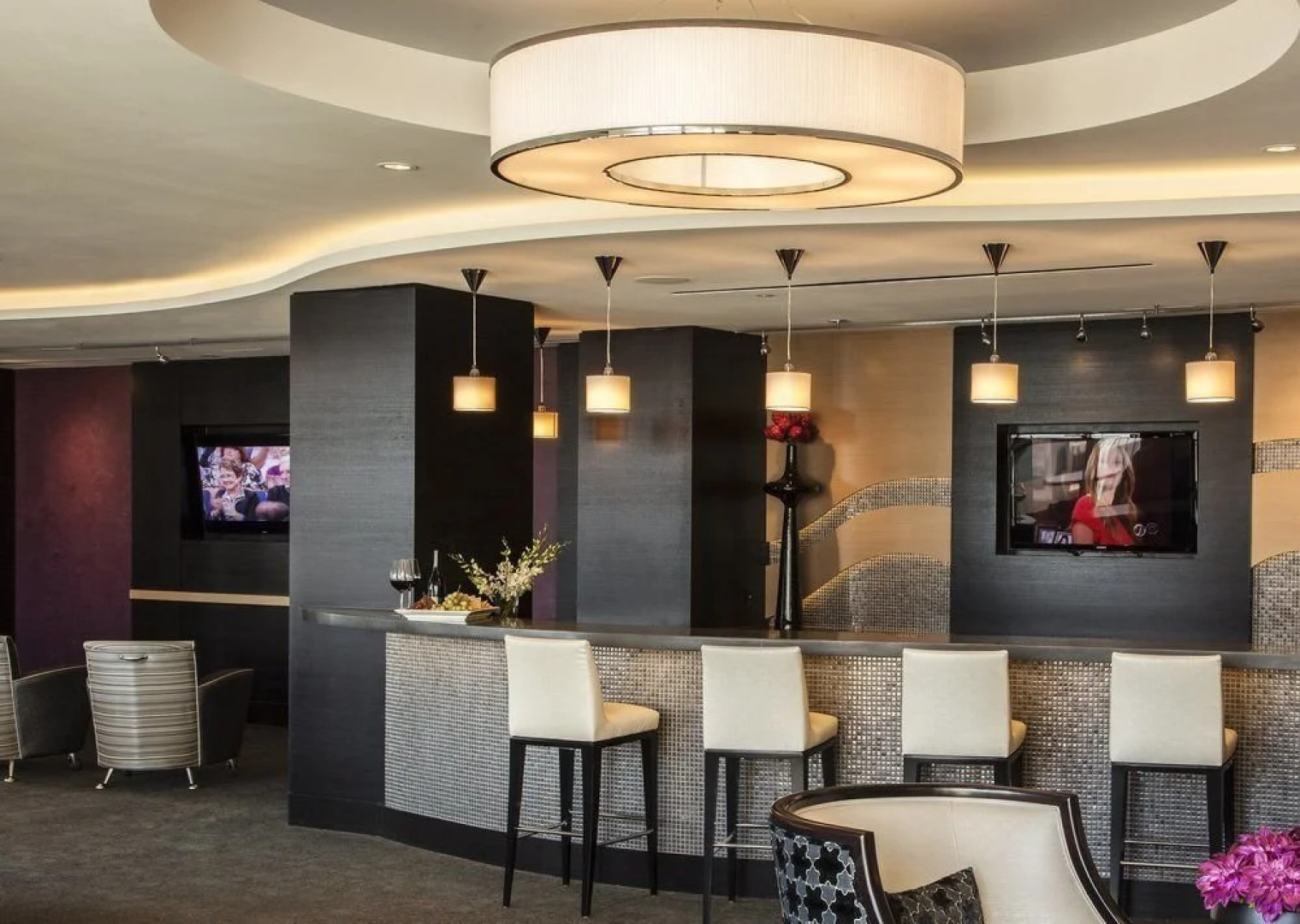 National at Ballston Metro