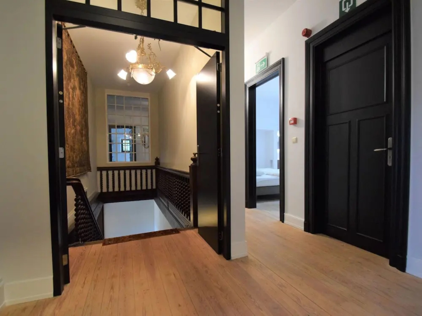 Vintage Villa with Hot Tub & Infrared Sauna in Ardennes