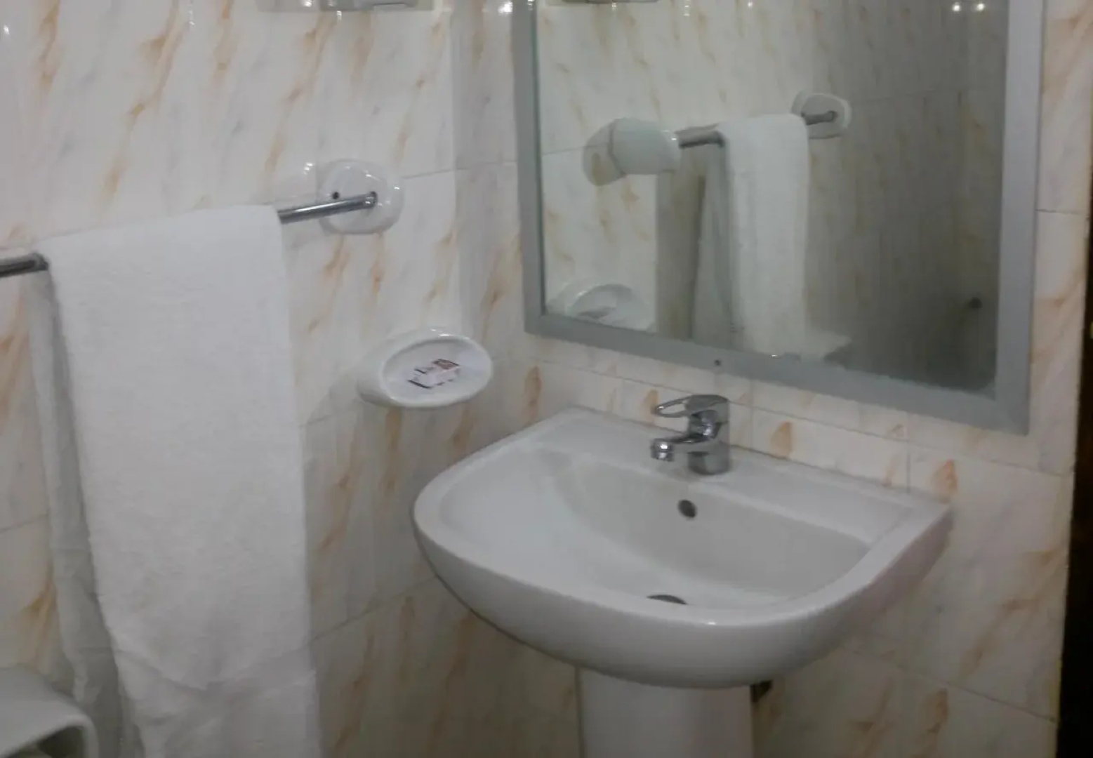 Iris Hotel