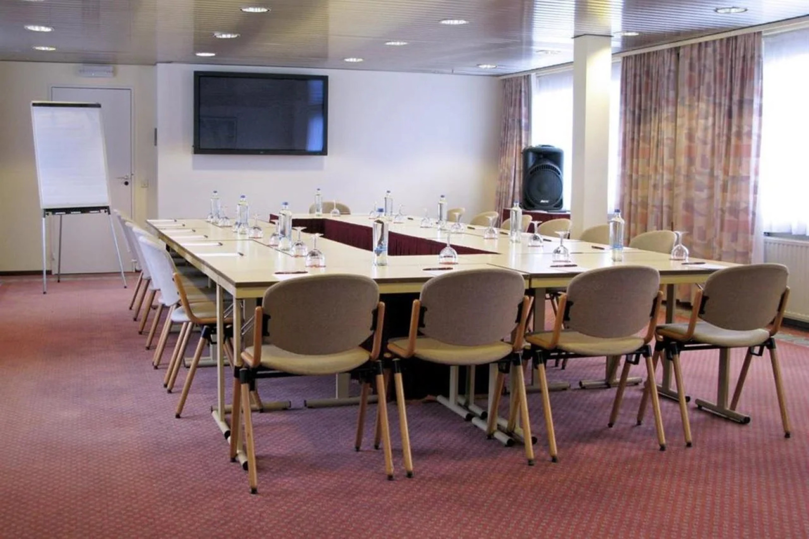 Bedford Hotel & Congress Centre