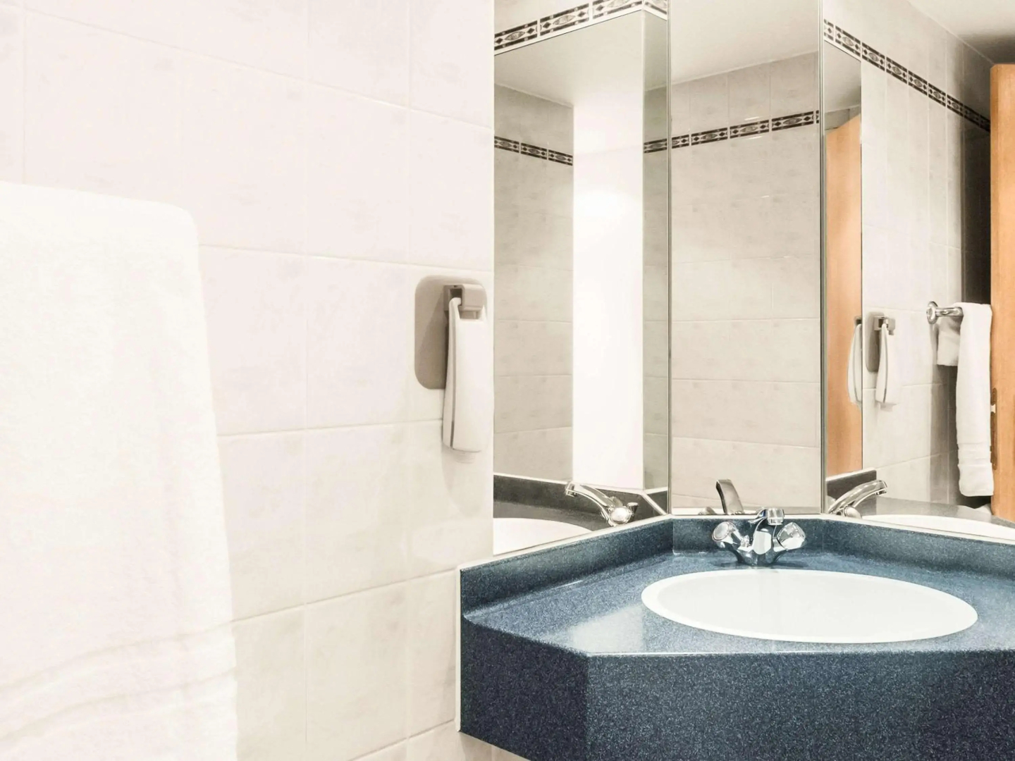 ibis Chesterfield North