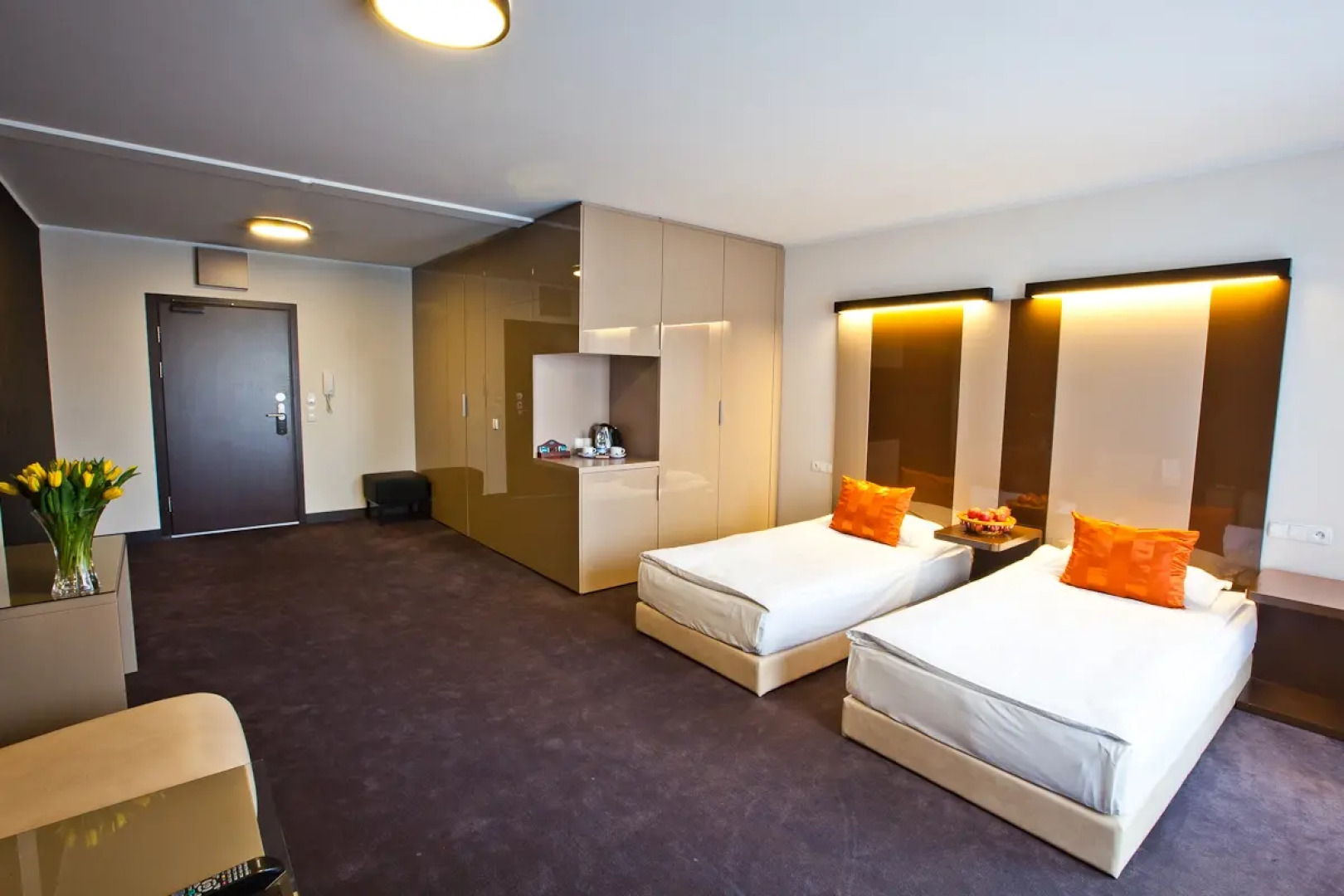 Platinum Apartments Aparthotel