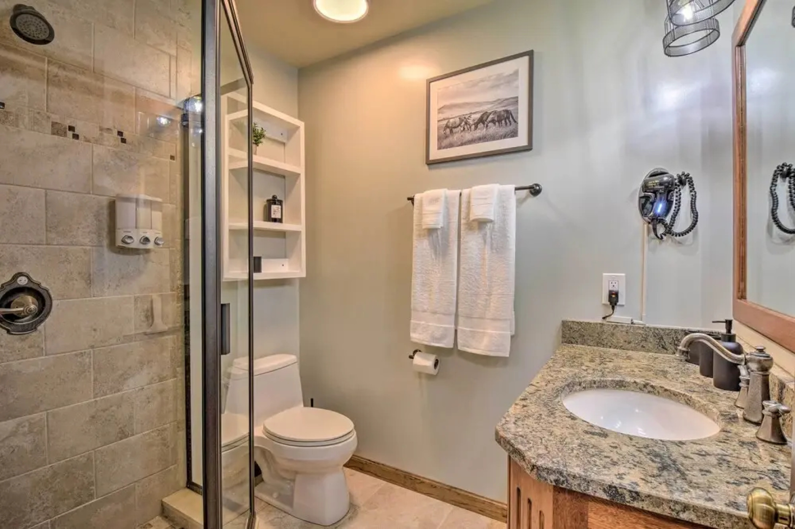Stylish Sky Valley Condo With Club Amenities!