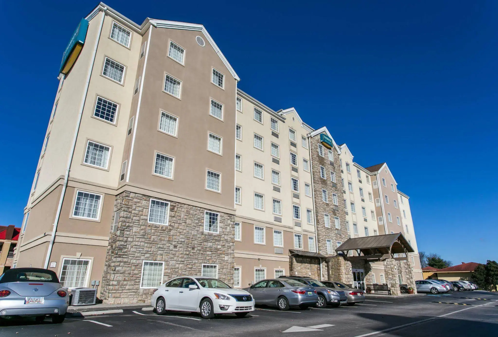 Staybridge Suites Chattanooga at Hamilton Place by IHG