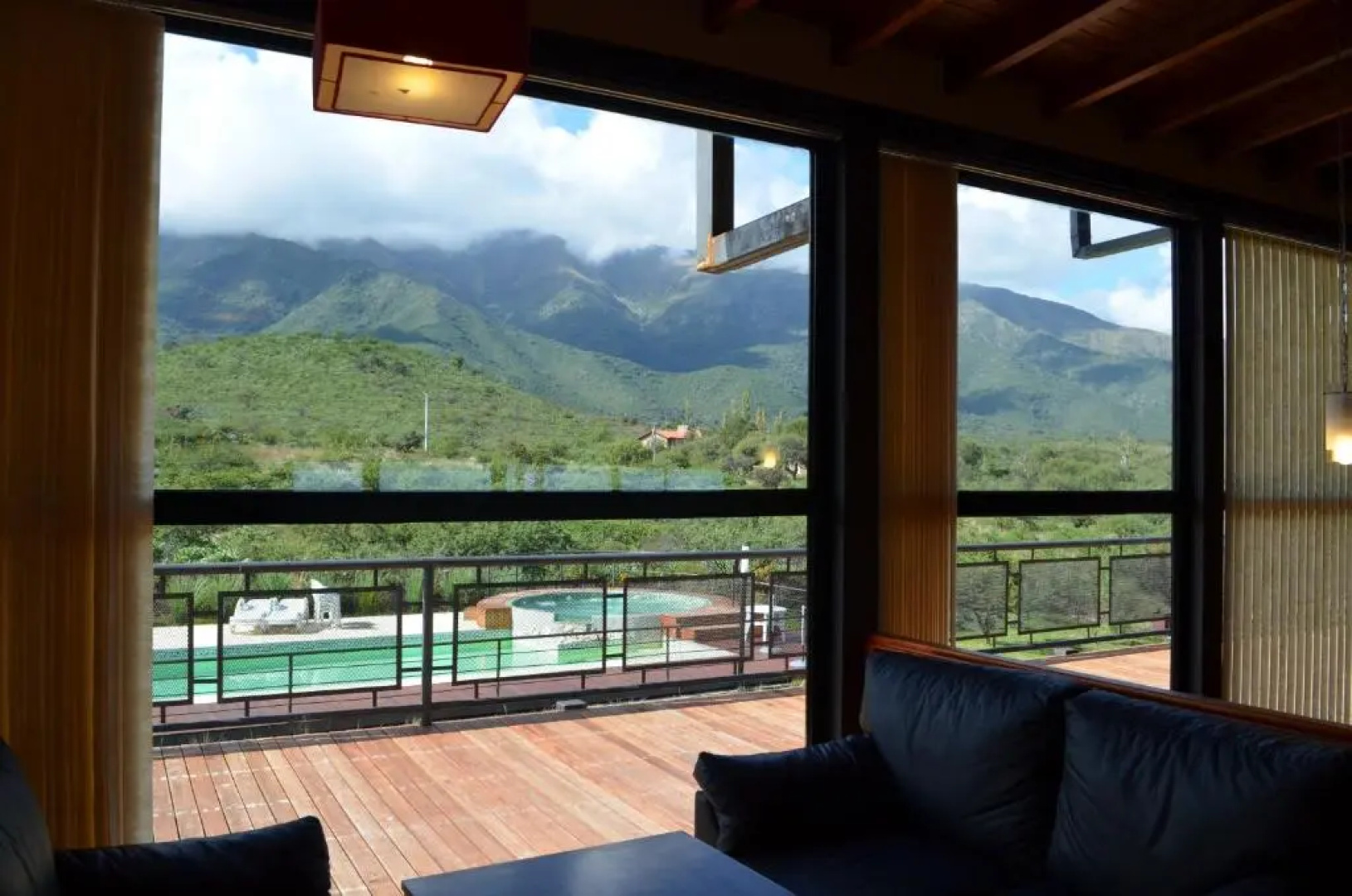 Rahuen Hotel/Restaurant