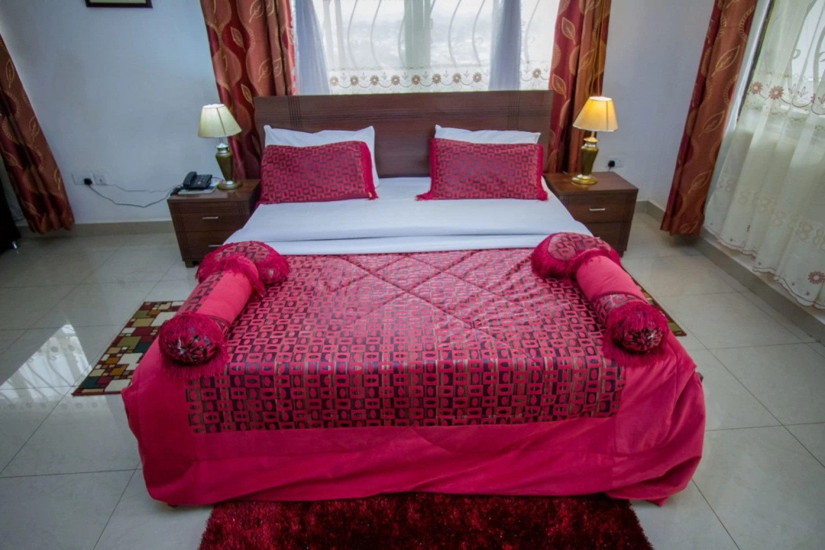 Reinah Tourist Hotel