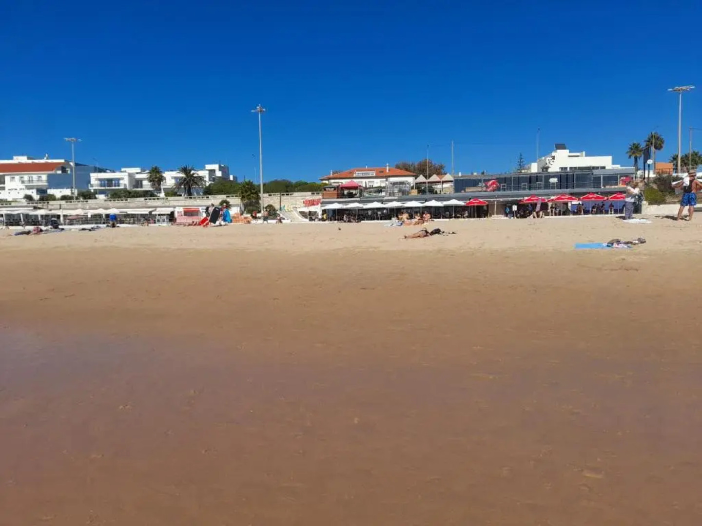 Carcavelos Surf Beach House