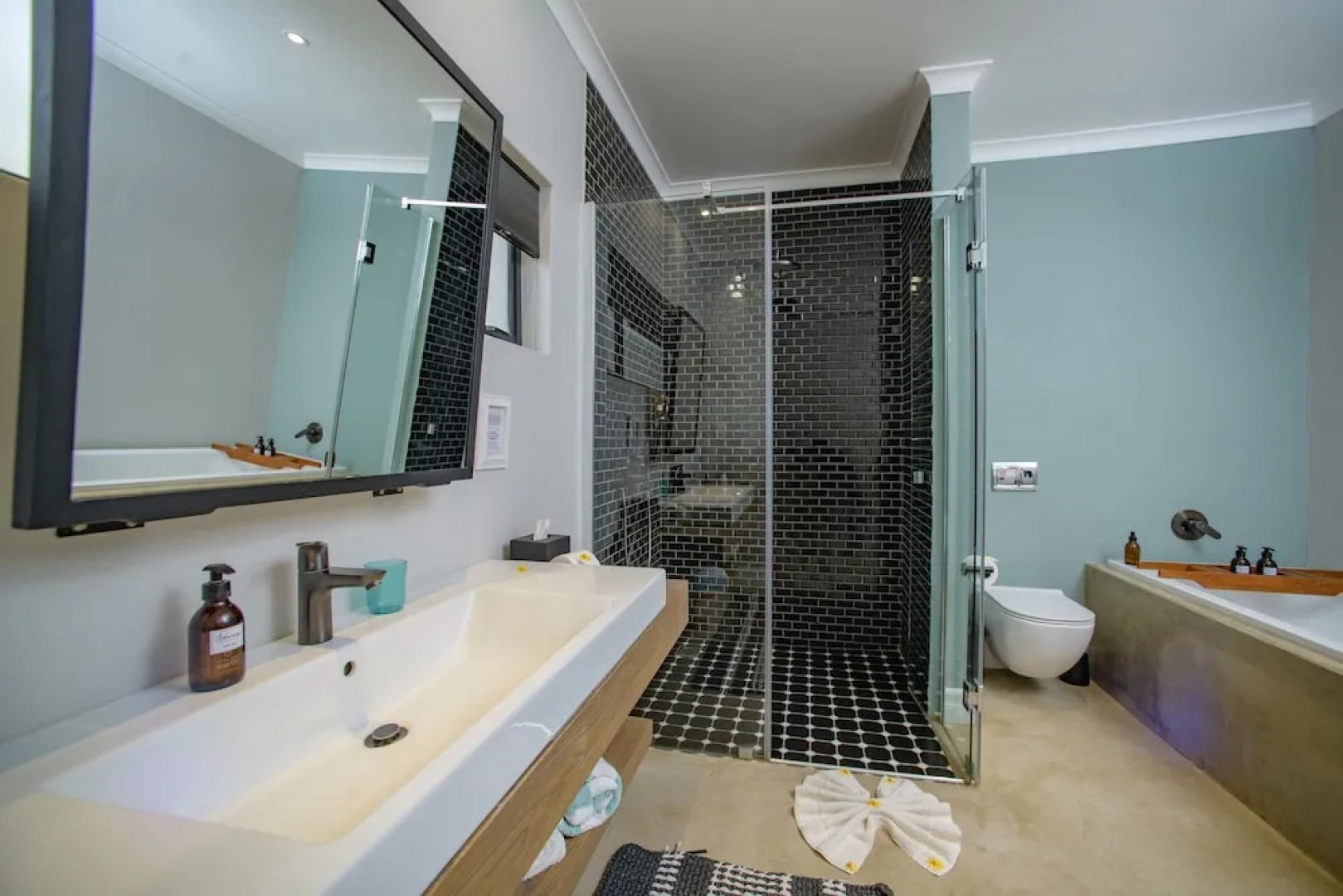 Valley Lodge - Babanango Game Reserve