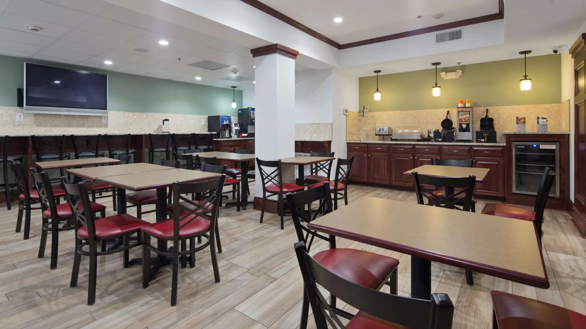 Best Western Patriots Point