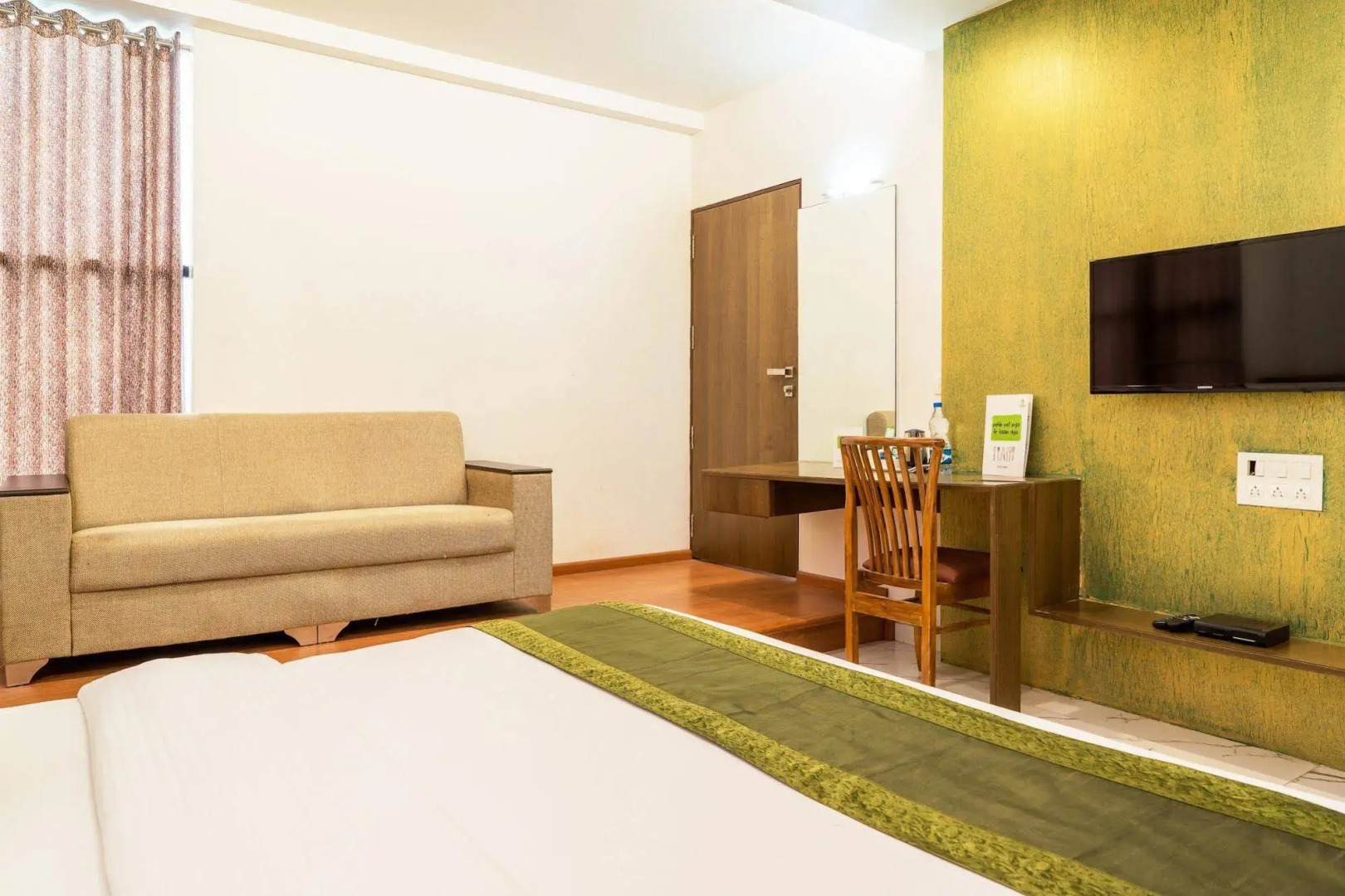 Treebo Trend Hotel Shiva's