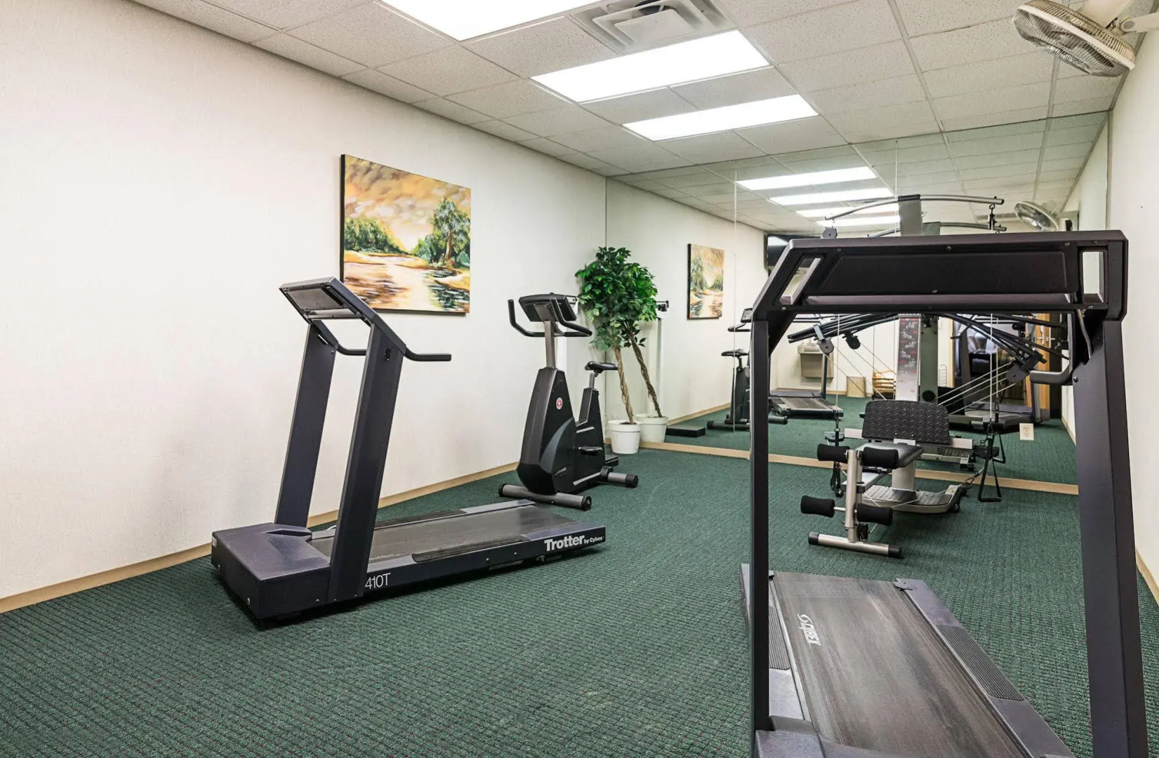 Days Inn & Suites Schoharie