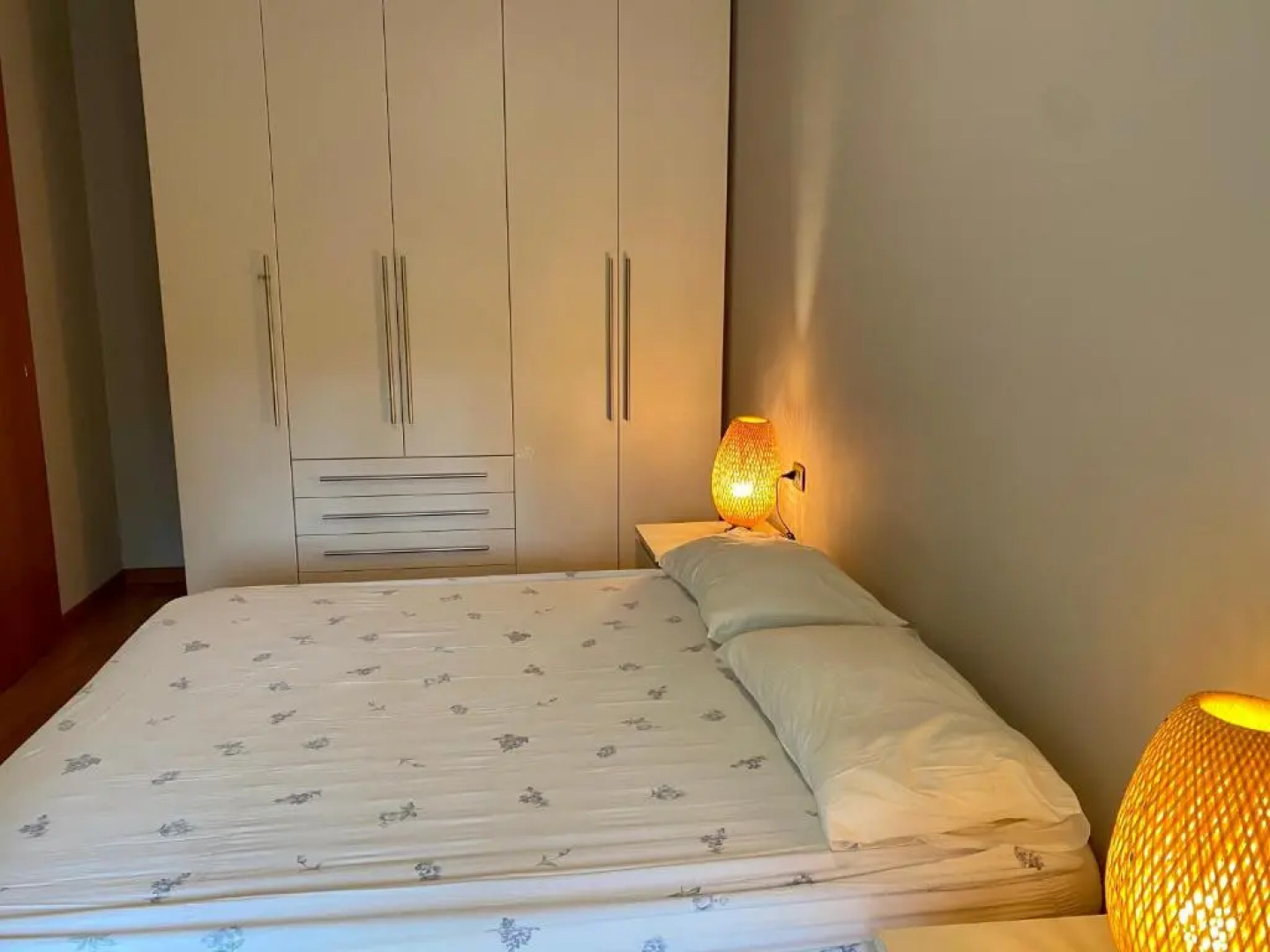 Bergamo Bilocale Nuovo in centro 4 posti Letto