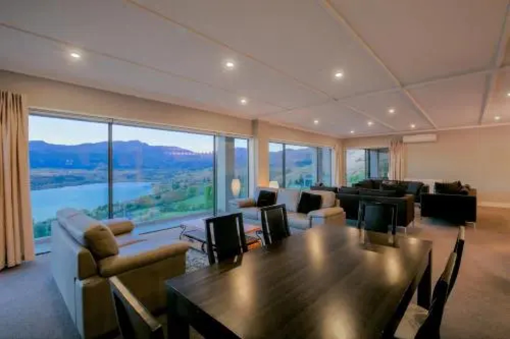 Lake Hayes Luxury Residence