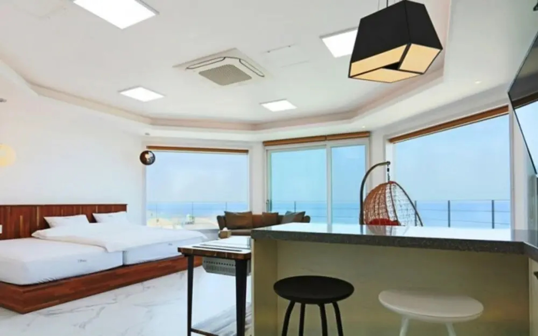 Pohang Damodi Pool Villas Pension