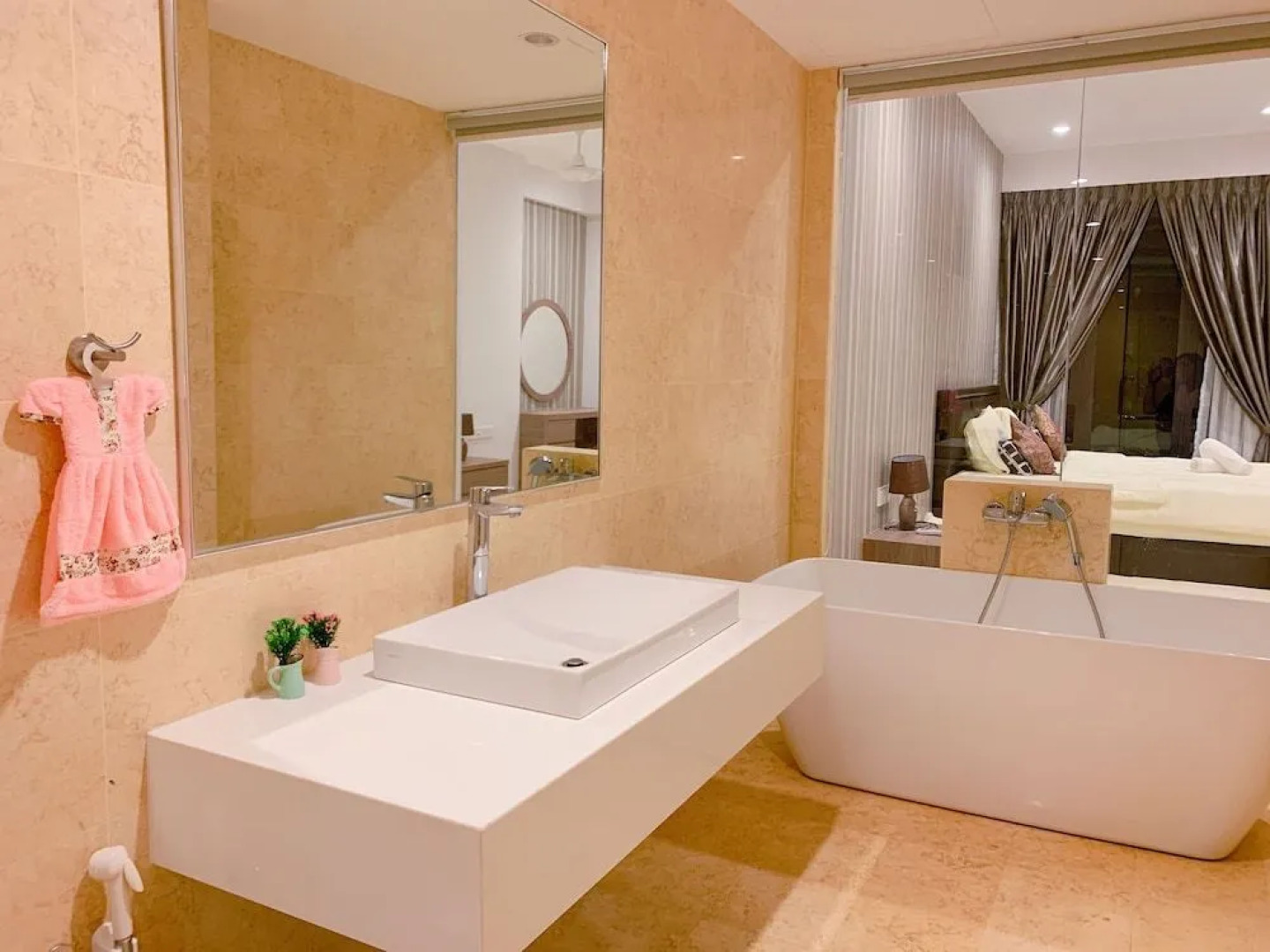 The Luxury Jazz Suites