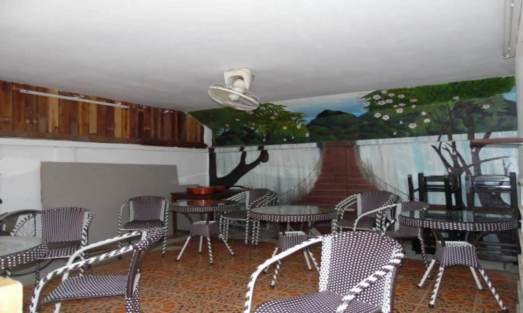 LPQ Backpackers Hostel