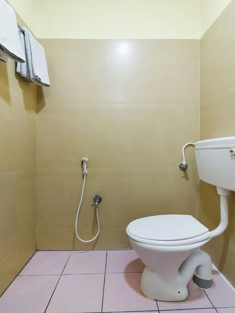 OYO 40717 Sai Priya Residency