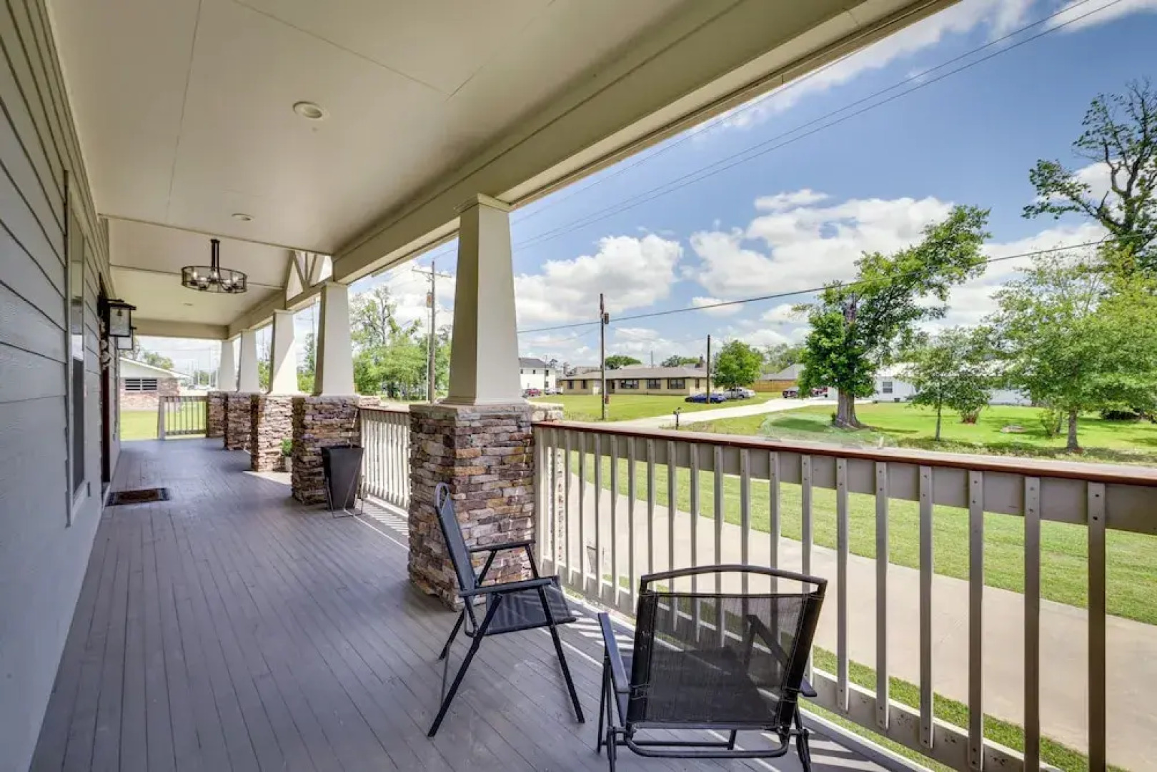 Spacious Lake Charles Craftsman - Pet Friendly!