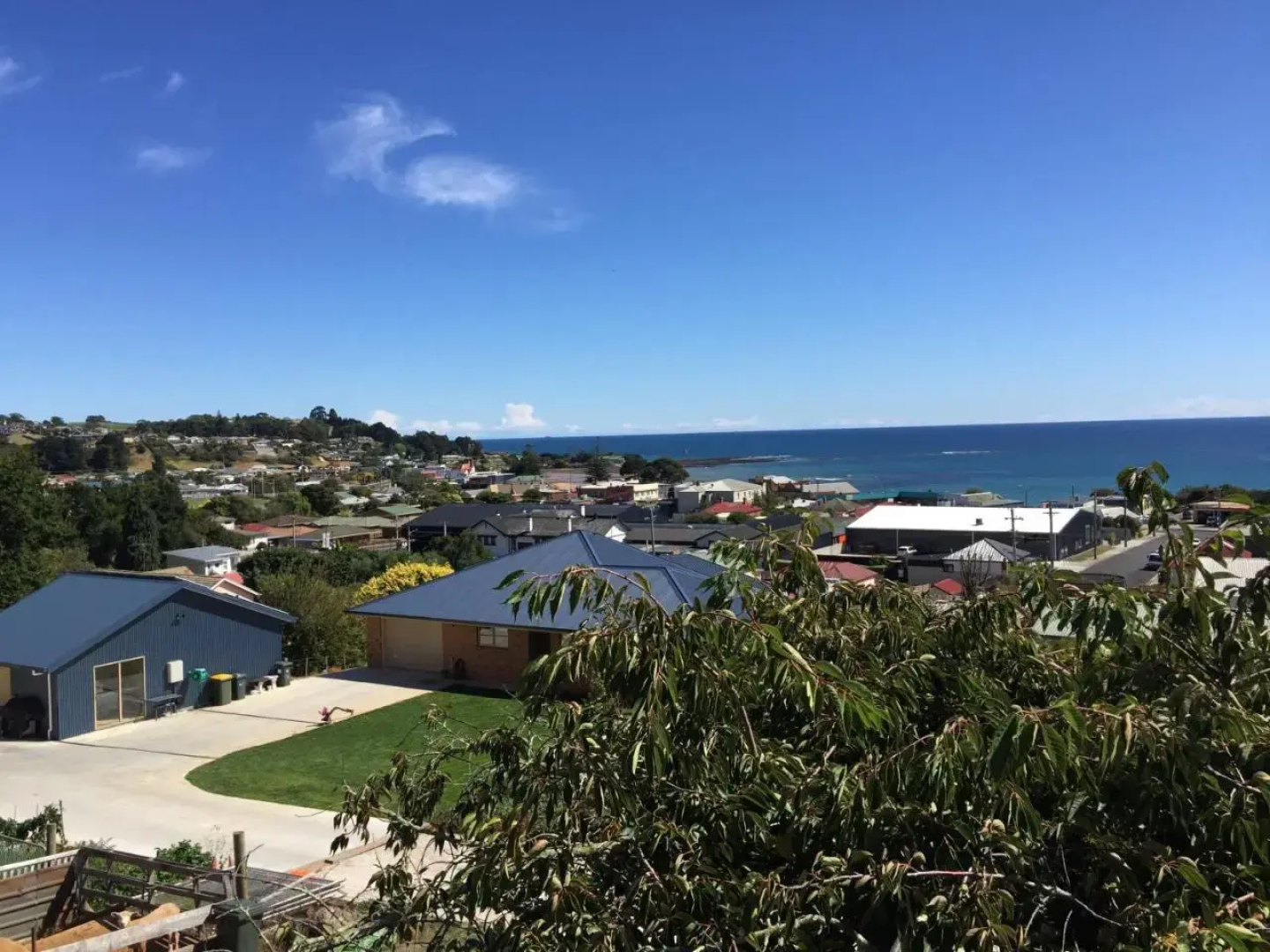 Penguin Seaside Homestay