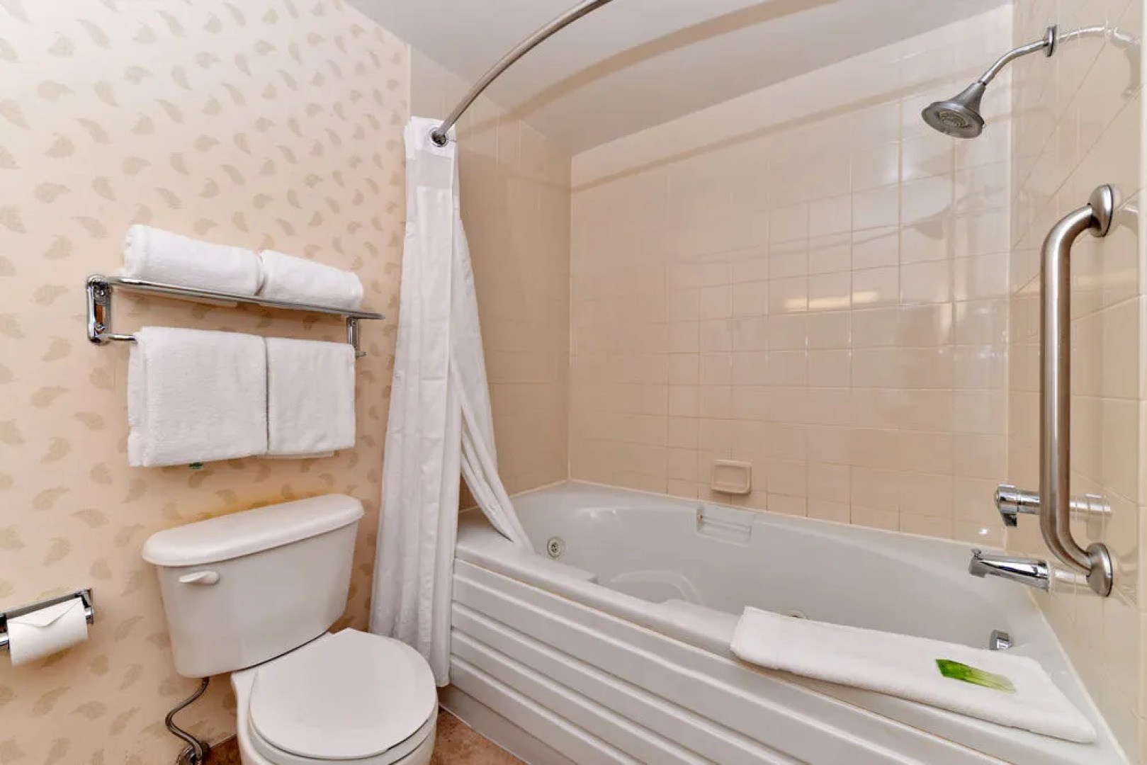 Holiday Inn Express Hotel & Suites Southfield - Detroit