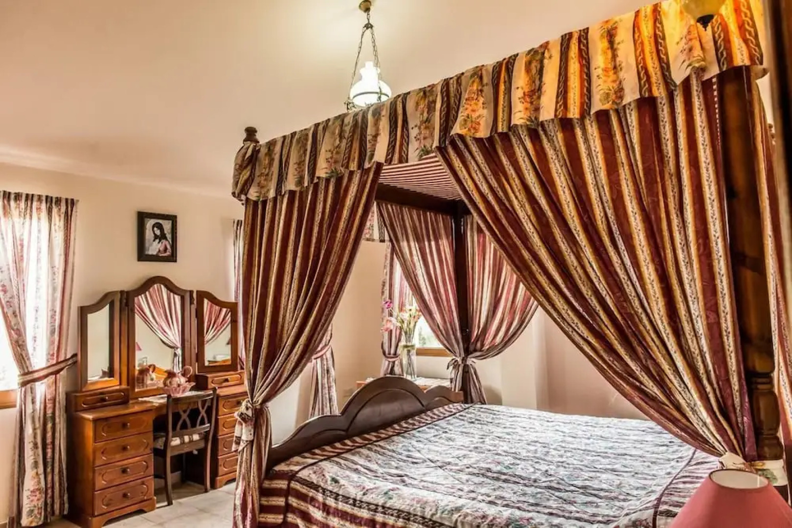 Remarkable 5-bed Villa in Miliou Village Paphos