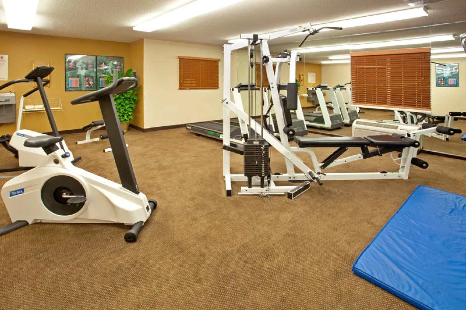 Hawthorn Suites by Wyndham Chicago Hoffman Estates