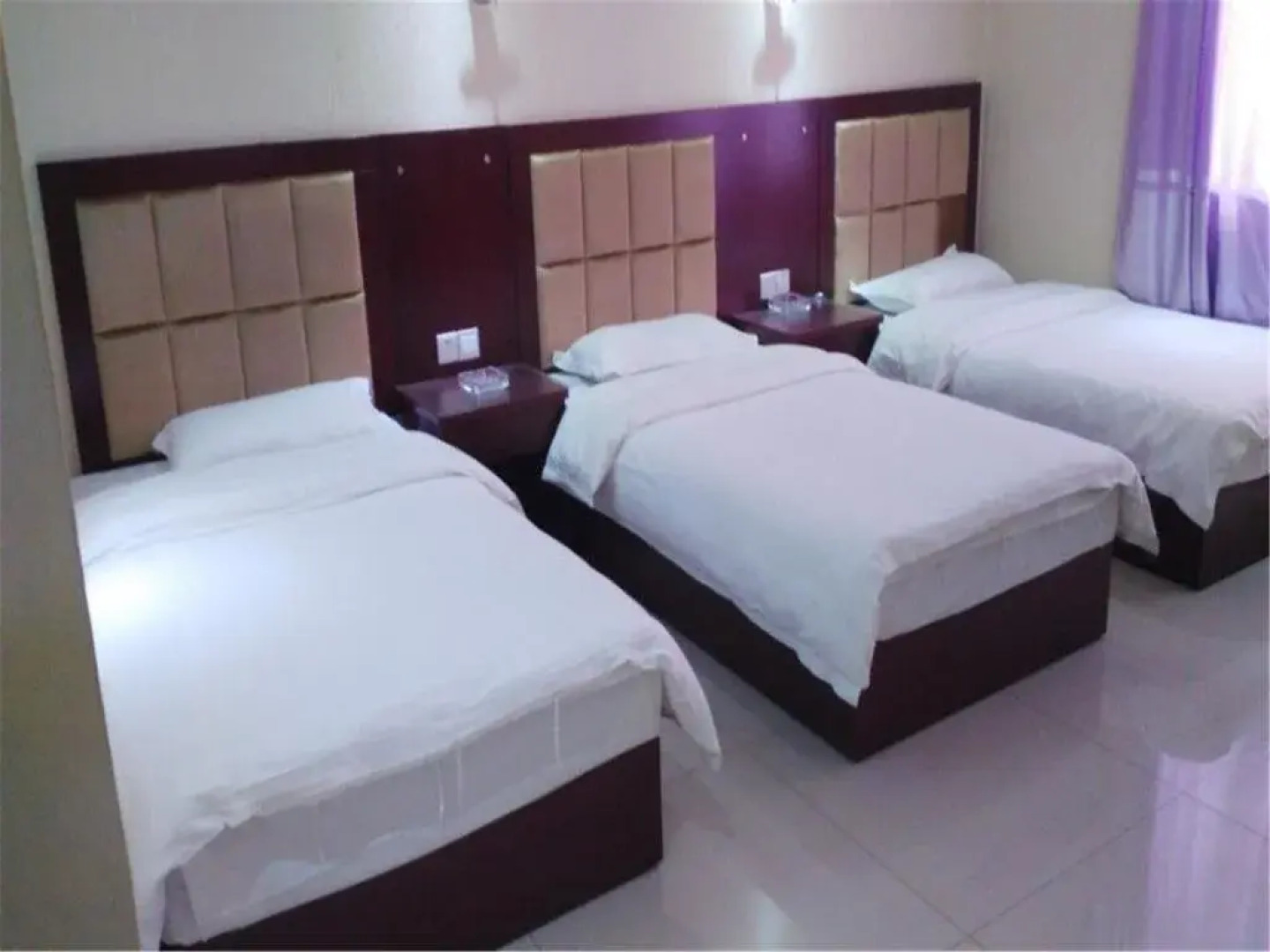 Zhangye Changhong Hotel