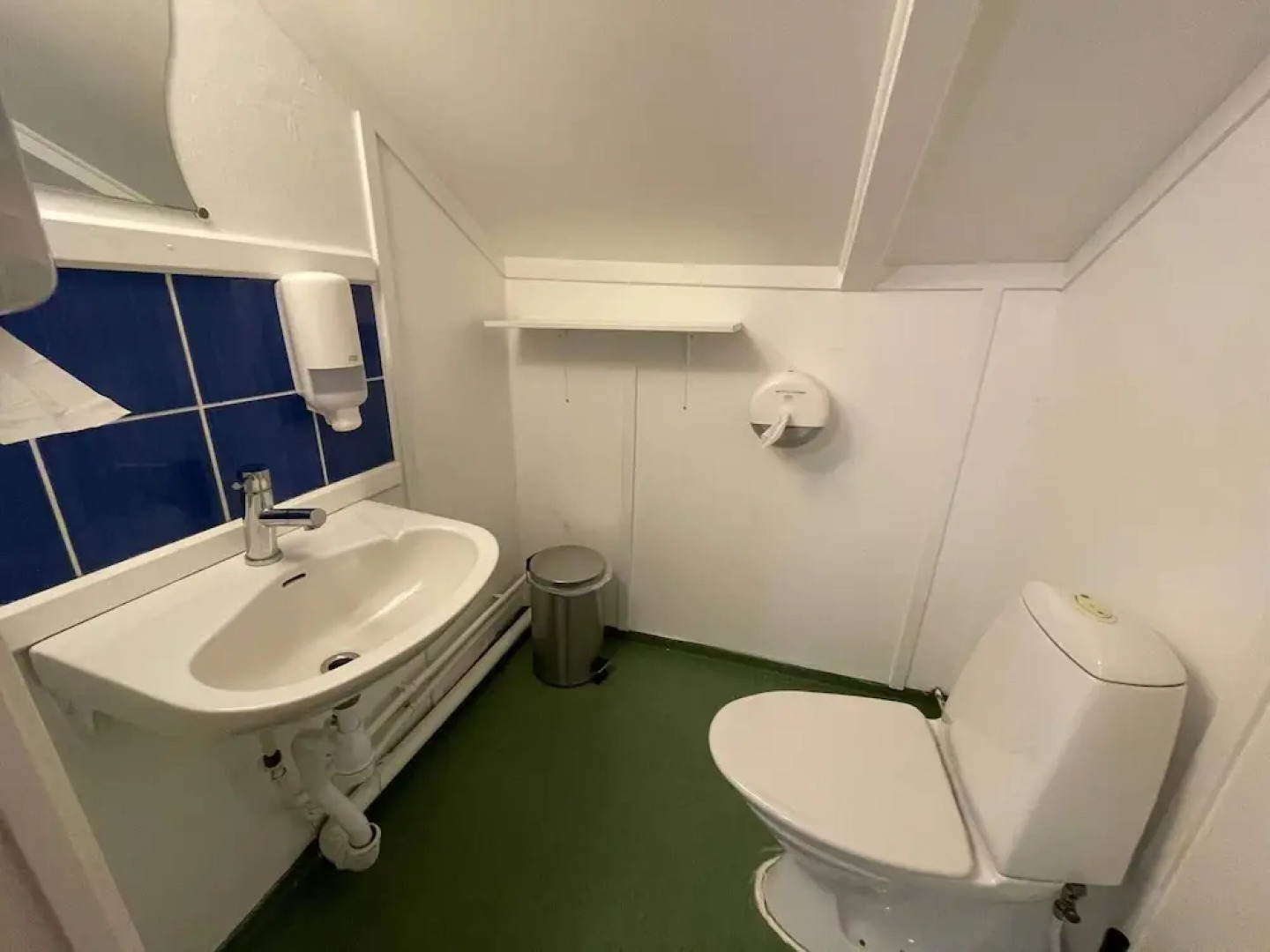 Spacious Holiday Home for 8