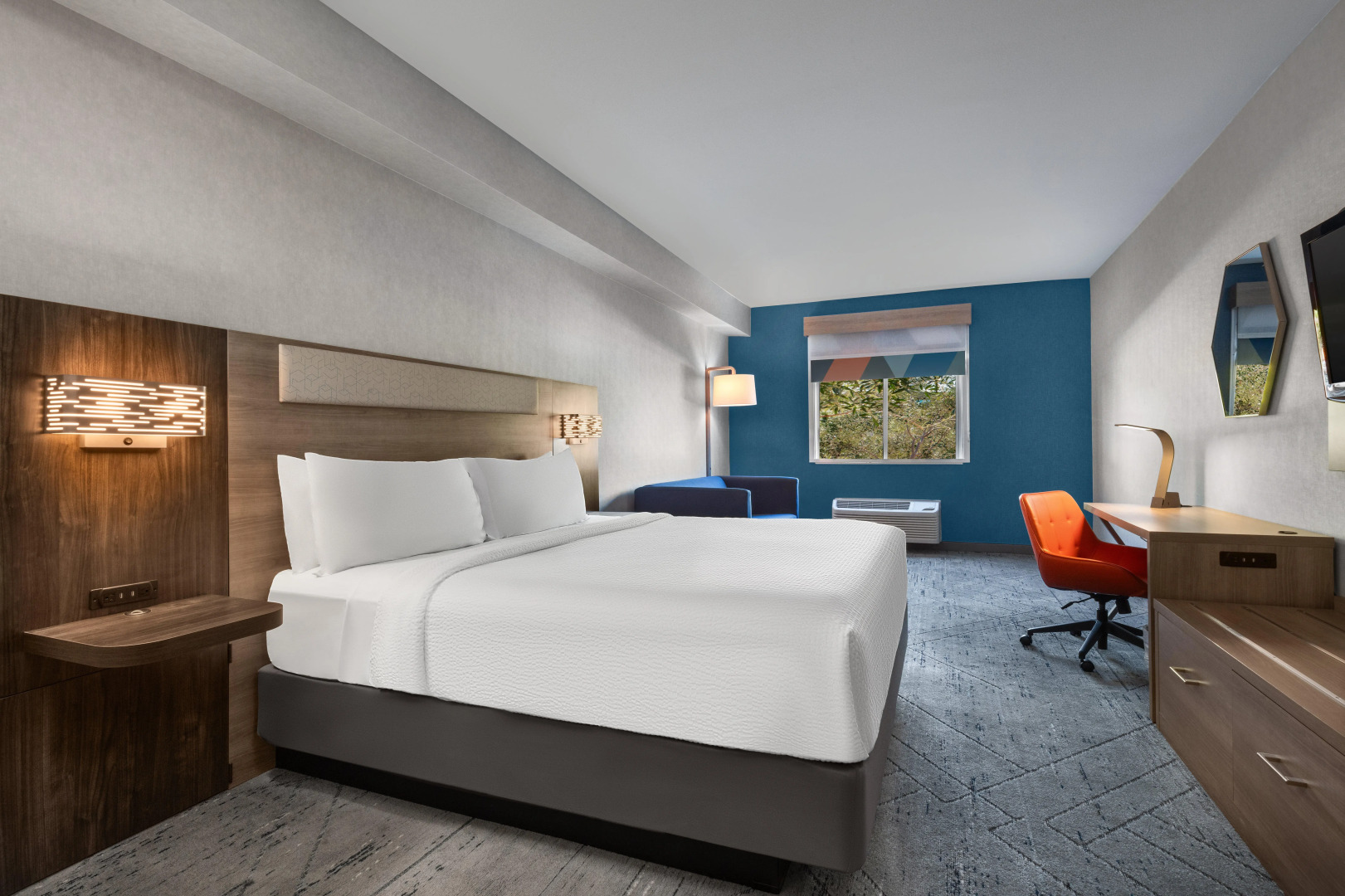 Holiday Inn Express Hotel & Suites River Park by IHG
