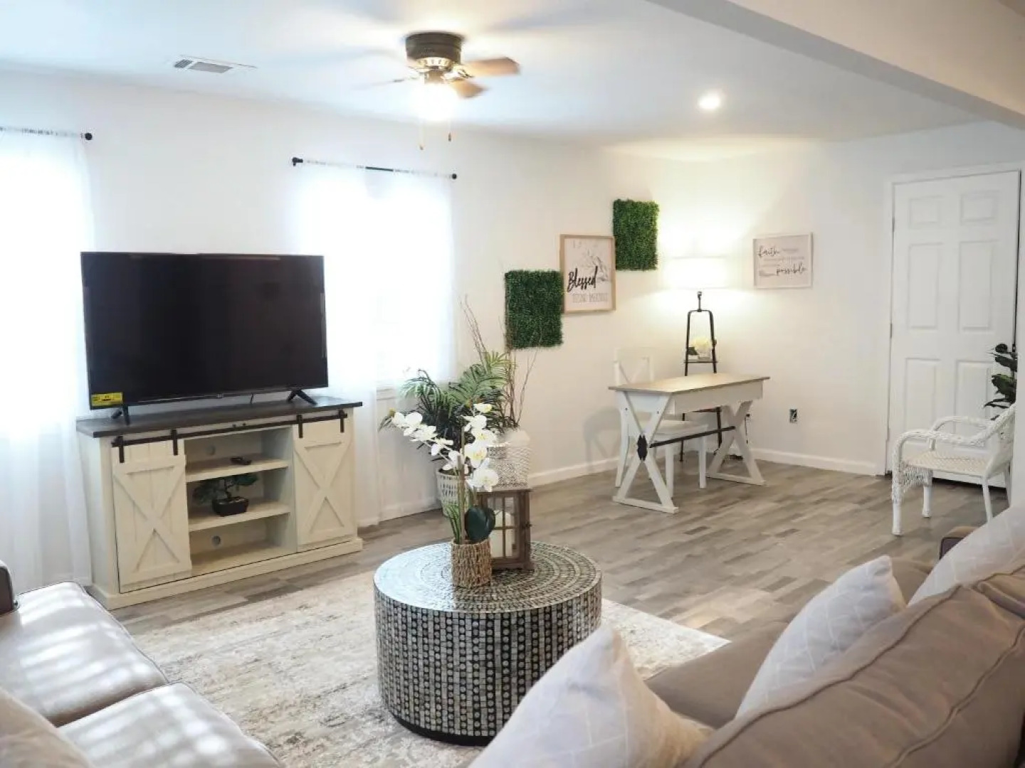 Newly Renovated, Modern 3 Bedroom 2 Bath Farmhouse in the City