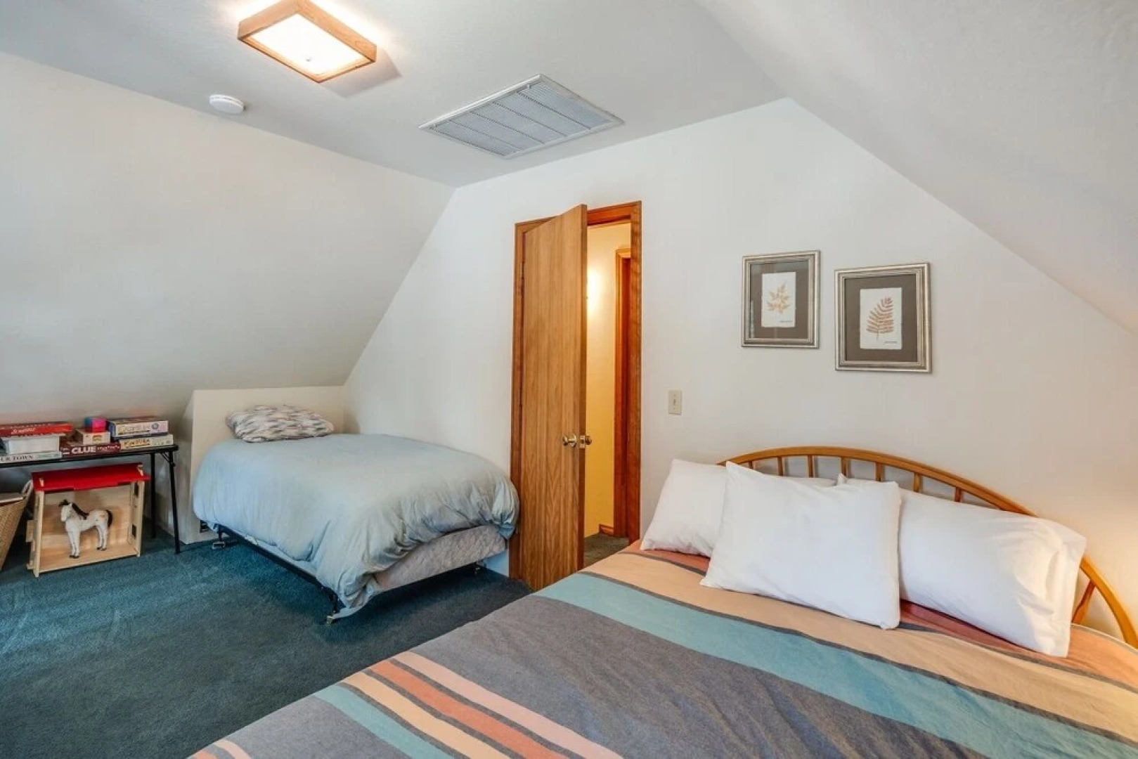 Spacious Cabin Sleeps up to 12! - Sky High #86 by Bear Valley Vacation Rentals