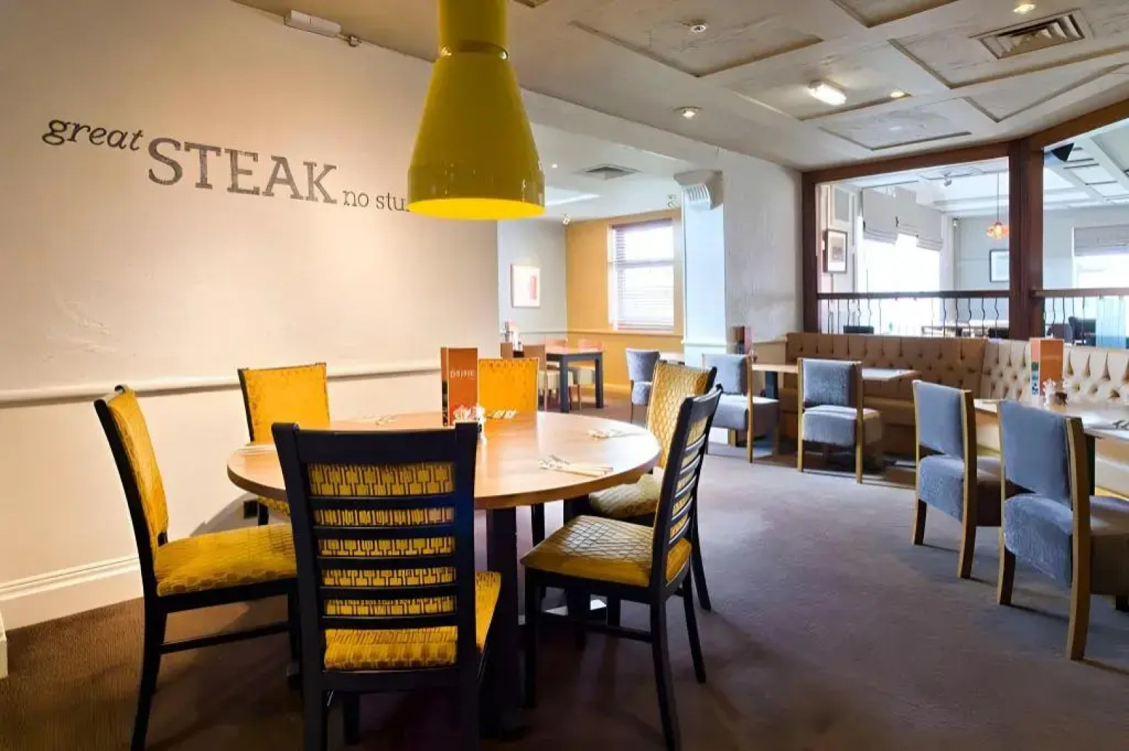 Premier Inn Livingston (M8/J3)