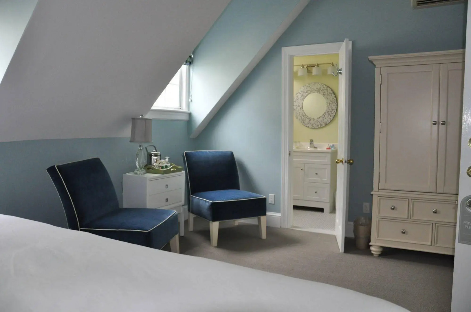 Peter Shields Inn & Restaurant