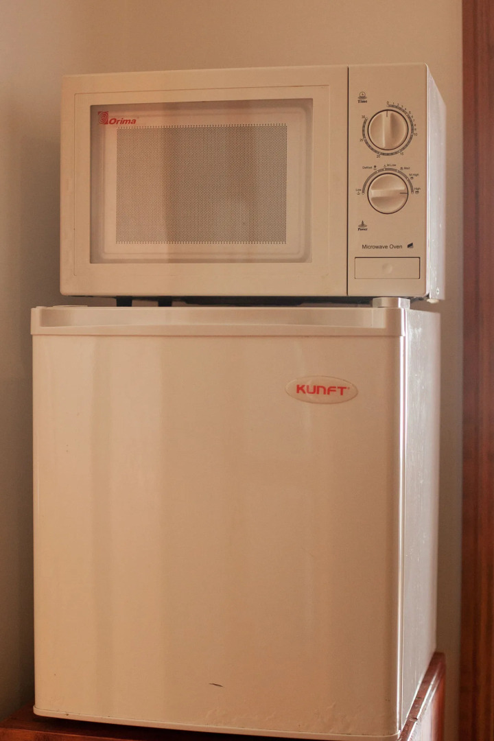 Ericeira Chill Hill Hostel & Private Rooms