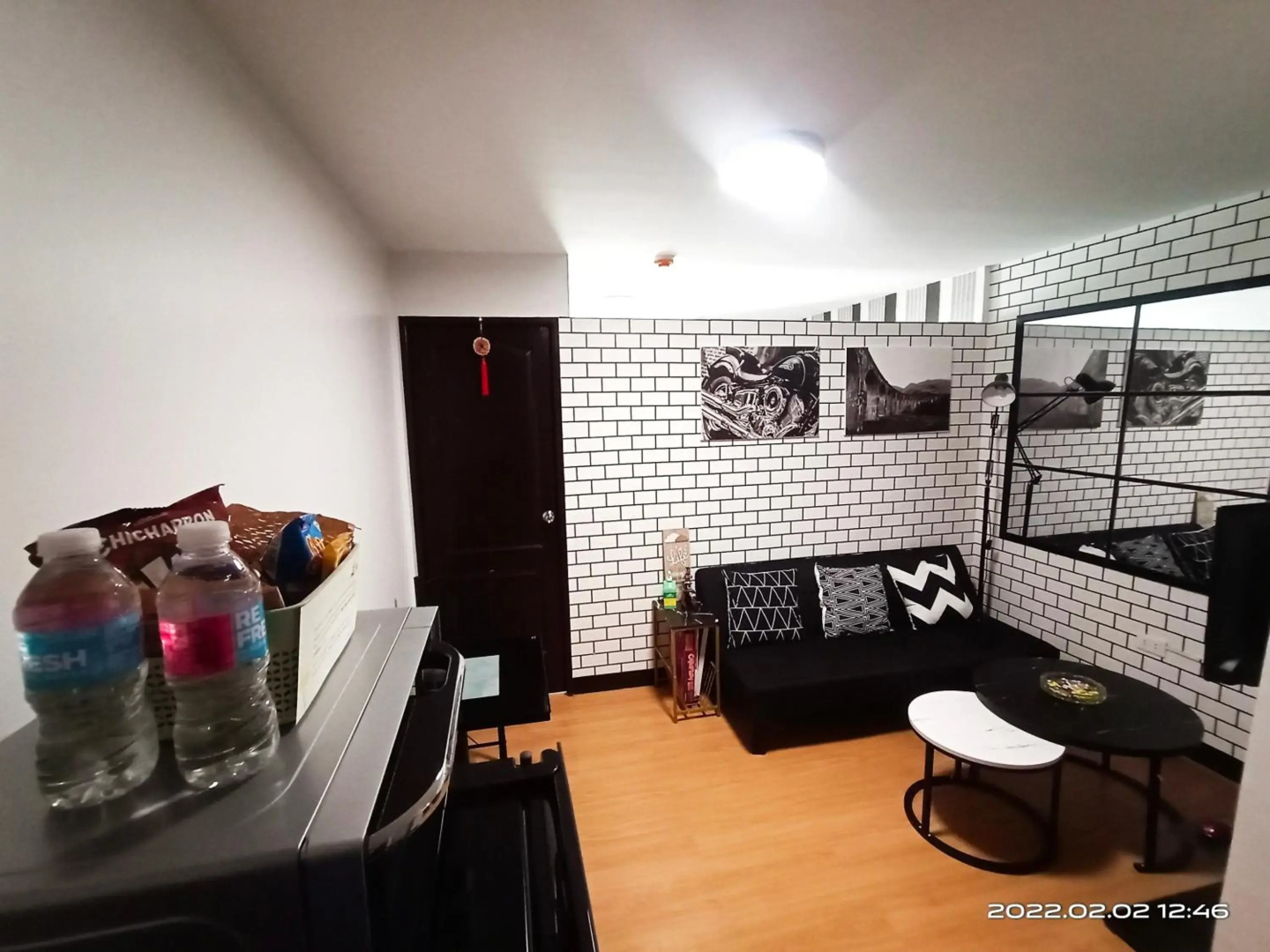 Relaxing 1-Bedroom Condo Unit (by Lee Portum)