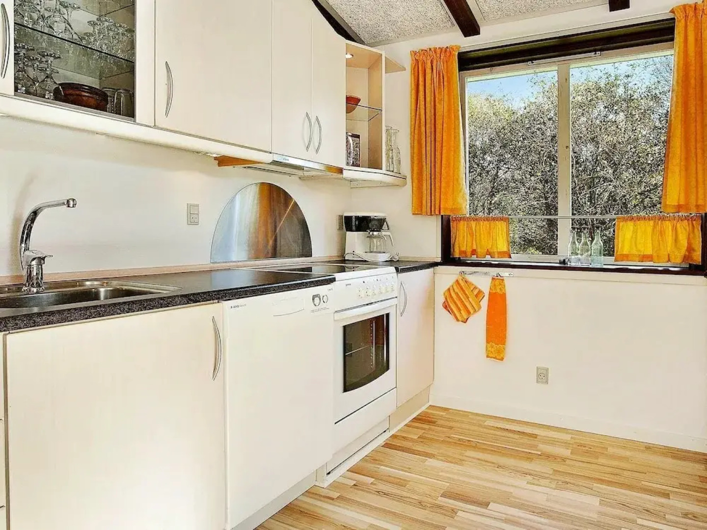 Pretty Holiday Home in Hurup With Barbecue