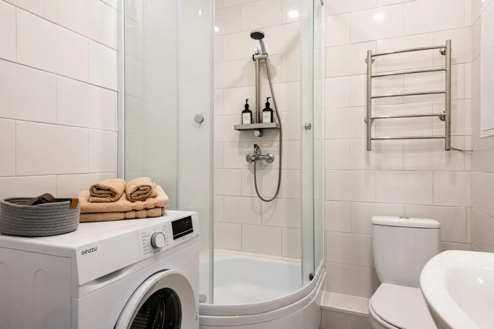 Sunmarine apartments (Санмарин апартментс) на улице  Анны Ахматовой 11 корпус 3