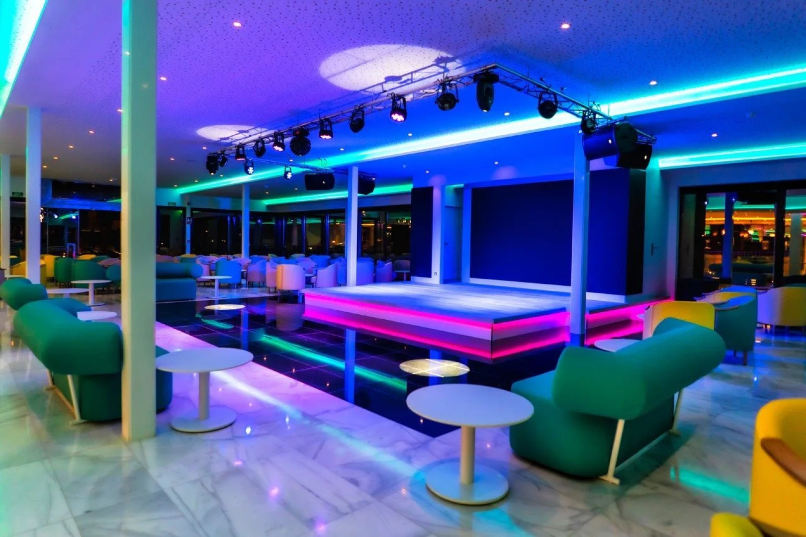 Spring Hotel Bitácora