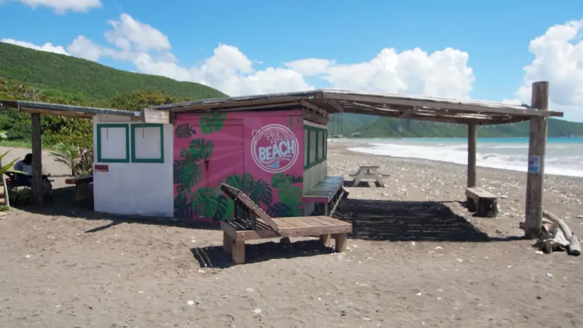 876 JA Oasis by Kingston Airport