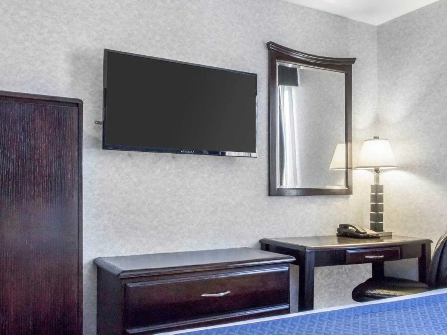 Quality Inn Floral Park