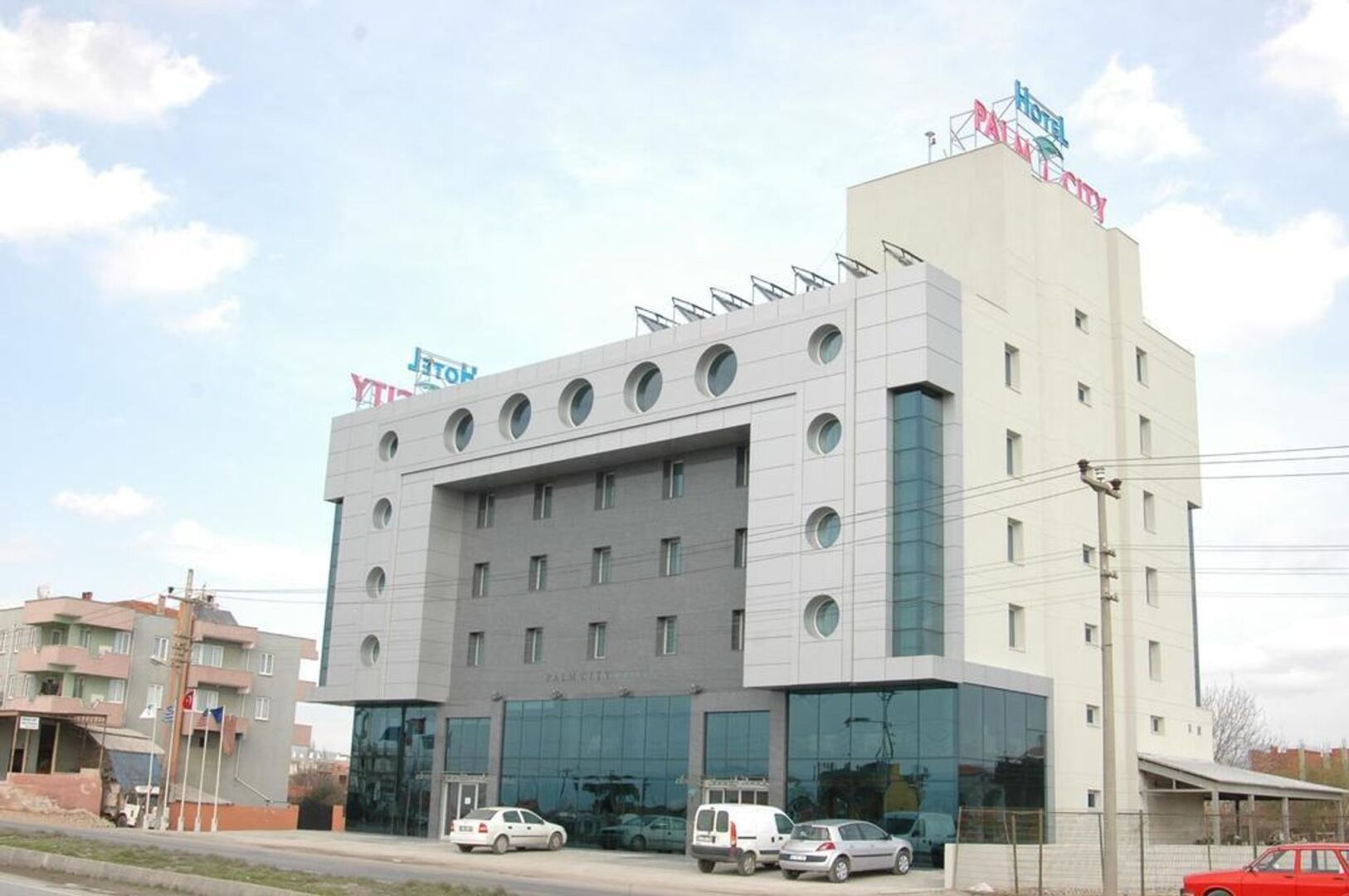 Hotel Palm City Akhisar