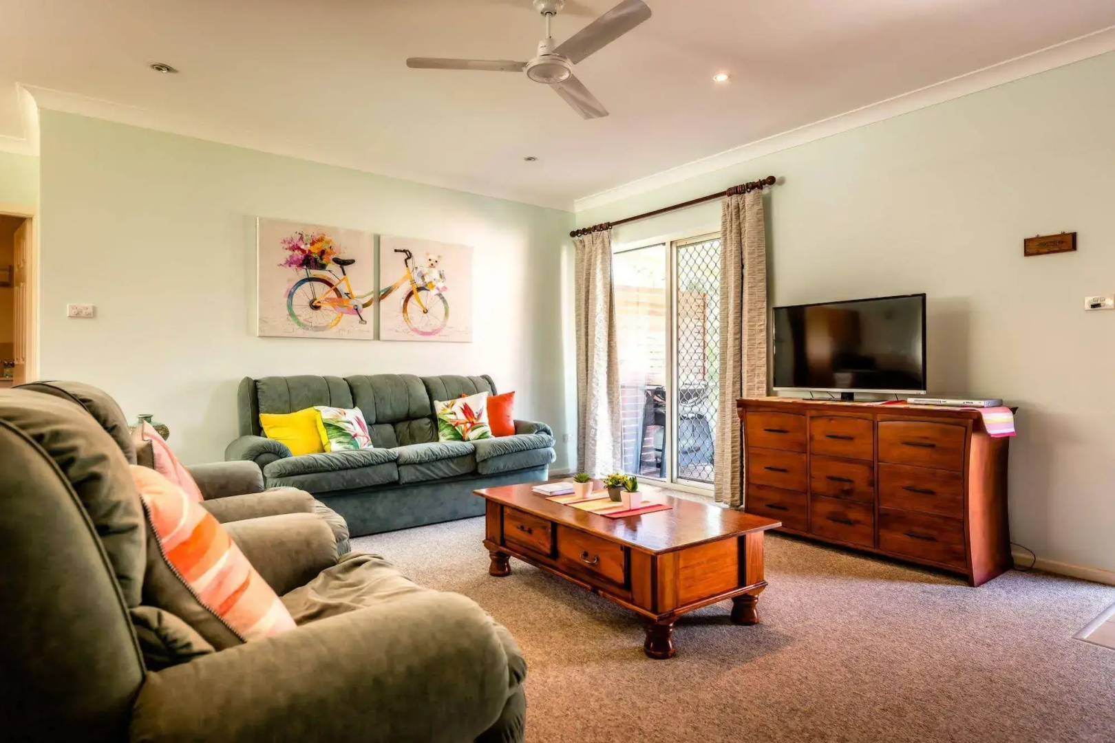 Alarks Nest Bed and Breakfast