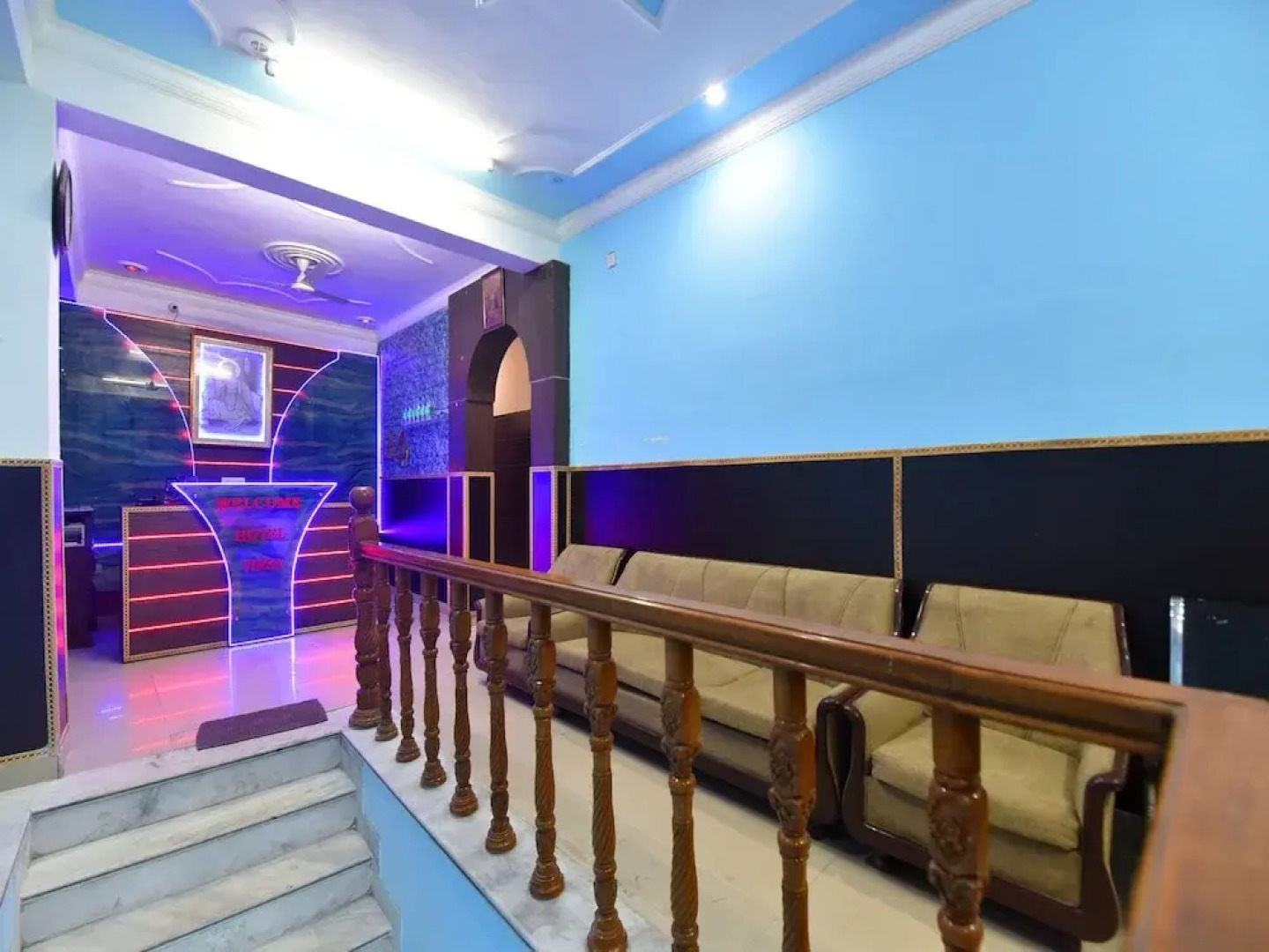 OYO 28146 Hotel Virsa