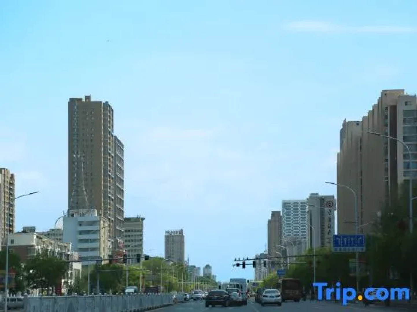 Yingkou Yudingyu Longge Business Hotel 1 (Wanda Plaza)