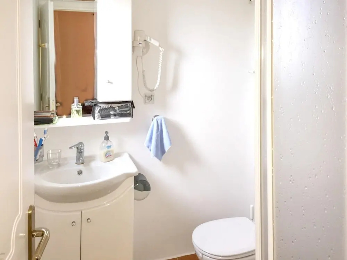 House With 2 Bedrooms in Manthirea, With Wonderful Lake View and Enclo