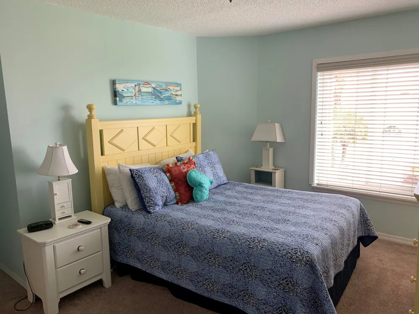 Royal Mansions Resort