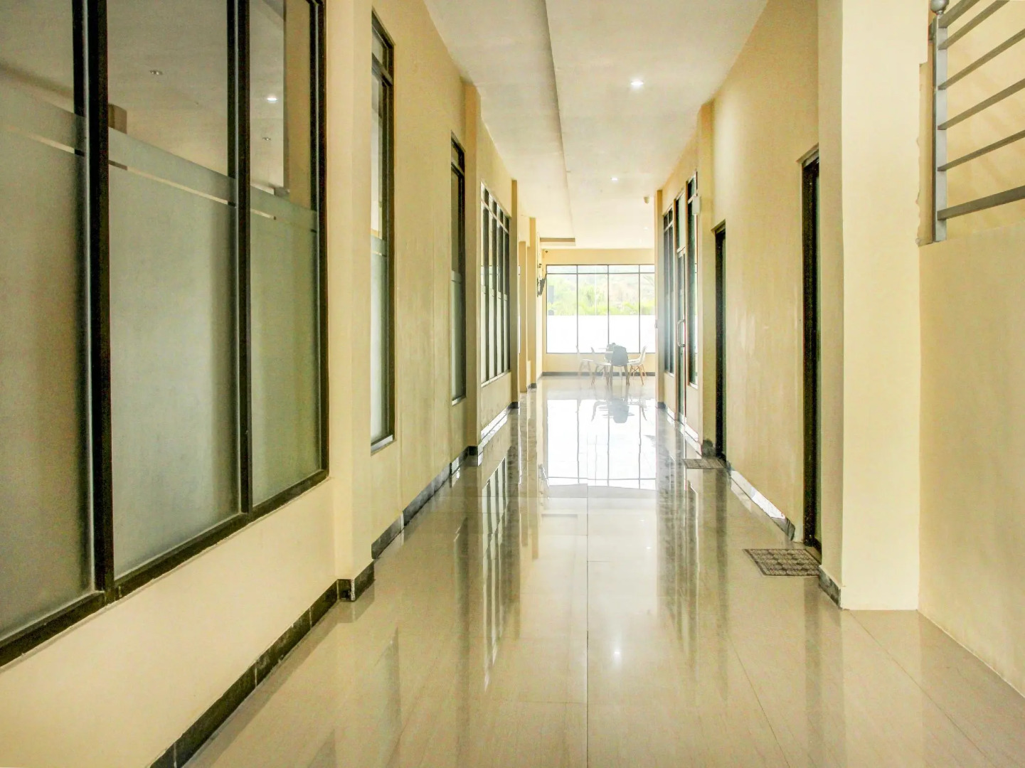Capital O 3327 Grand Tawiri Hotel