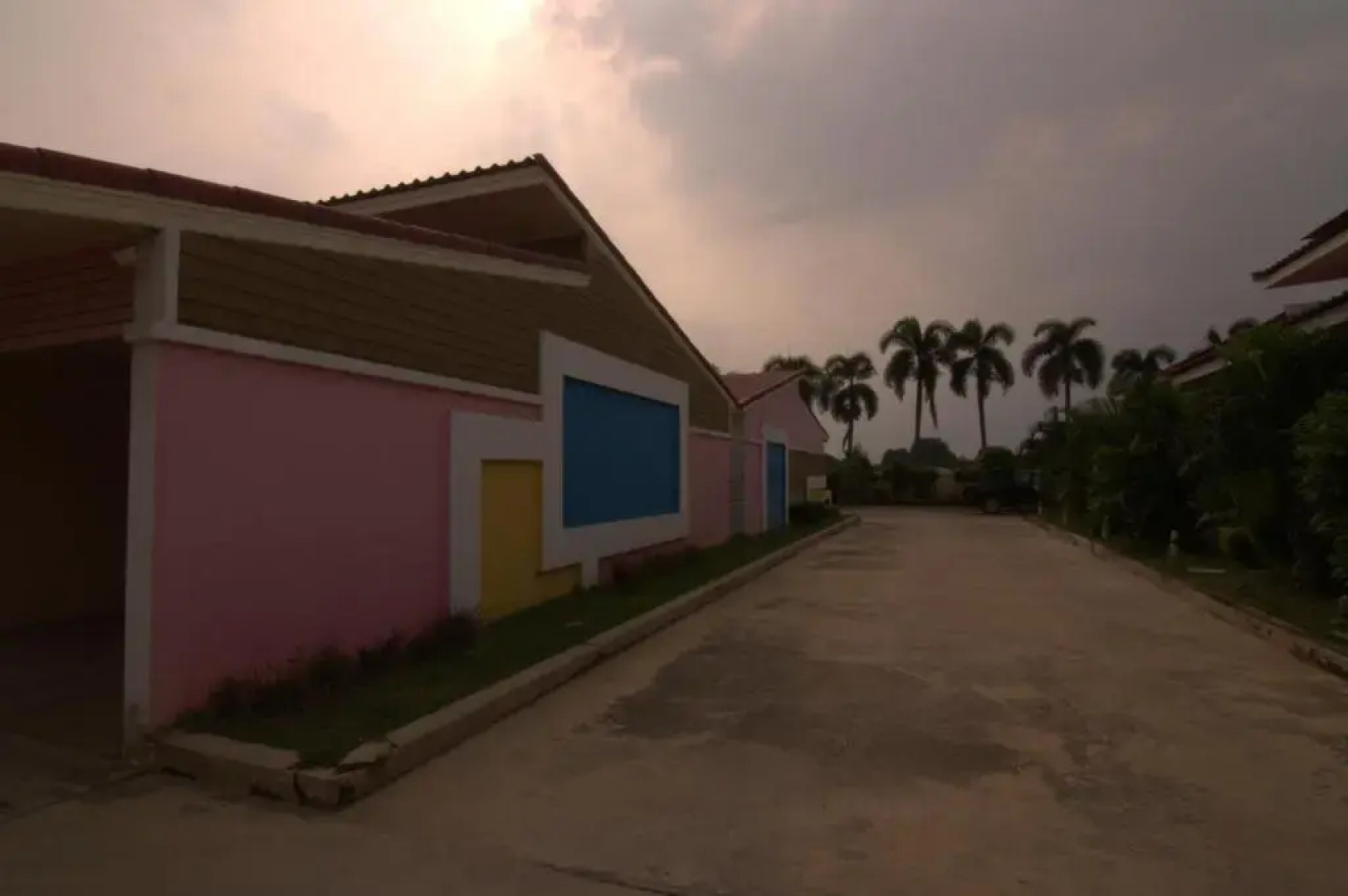 The Palm Resort Kampeang Saen